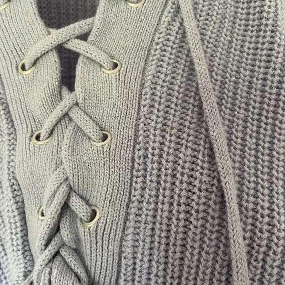 Forever 21 baby blue knit sweater v-neck style lace up front women's size small - Picture 6 of 9